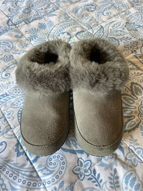 Sorel Faux Fur Cuff Slip-On Slippers
